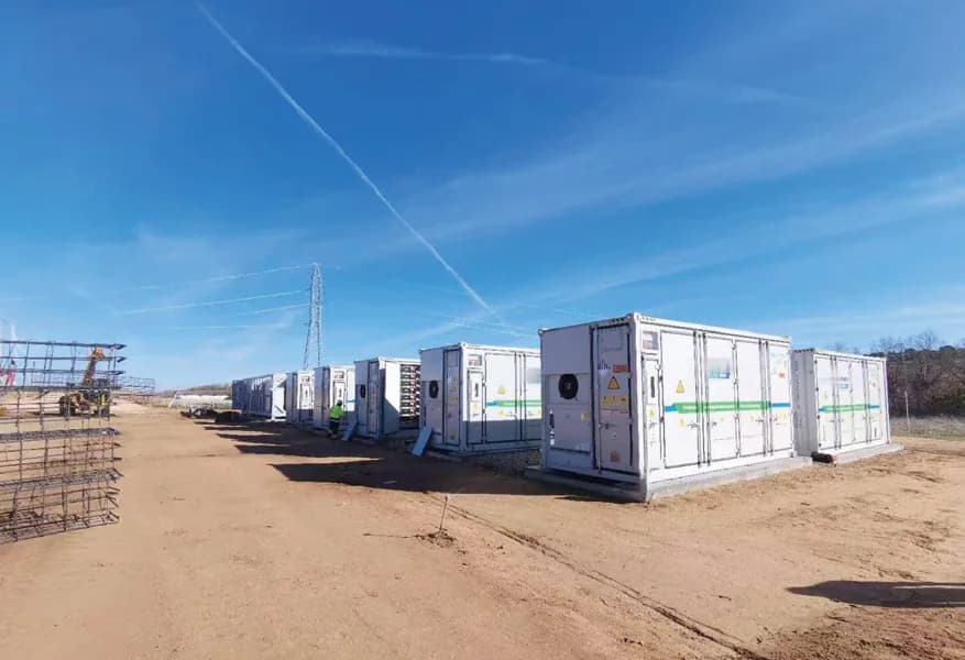 Hybrid solar + storage plant, Spain